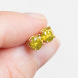 Vintage-Lichtpunkt-Ohrringe aus 9-karätigem Gelbgold mit gelben Diamanten (natürlich behandelt)