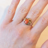 Vintage-Ring aus 9-karätigem Gelbgold mit orangefarbener Koralle, 40er/50er Jahre