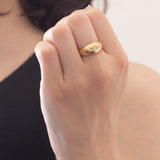 Vintage-Zigeunerring aus 18-karätigem Gelbgold mit Diamanten im Brillantschliff (ca. 0.20 ctw), 50er Jahre