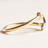 Vintage-Ring aus 18 Karat Gelbgold und Weißgold mit Diamanten im Brillantschliff (ca. 0.08 ctw), 40er/50er Jahre