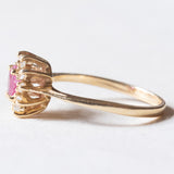 Vintage-Gänseblümchen-Ring aus 14-karätigem Gelbgold mit Rubinen (ca. 0.30 ct) und Diamanten (ca. 0.10 ctw), 70er Jahre