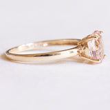 Vintage-Solitär aus 14-karätigem Gelbgold mit rosa Morganit (ca. 1.60 ct), 70er Jahre