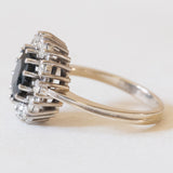 Vintage-Gänseblümchen-Ring aus 14-karätigem Weißgold mit Saphir (ca. 2.30 ct) und Diamanten im Brillantschliff (ca. 0.75 ctw), 60er Jahre