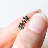 Vintage-Blumenohrringe aus 9-karätigem Gelbgold mit Saphiren