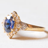 Vintage-Gänseblümchenring aus 18 Karat Gelb- und Weißgold mit Saphiren (ca. 0.75 ct) und Diamanten im Brillantschliff (ca. 0.20 ctw), 60er Jahre