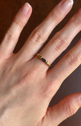 Vintage-Ring aus 18 Karat Gelbgold mit Topas und seitlichen Herzverzierungen, 70er Jahre