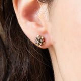 Vintage-Ohrringe aus 14-karätigem Gelbgold und Weißgold mit Diamanten im Brillantschliff (ca. 0.24 ctw), 60er/70er Jahre