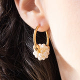 Boucles d'oreilles créoles vintage en or jaune 18 carats avec perles blanches, années 70/80
