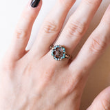 Antiker Ring aus 18 Karat Gelbgold und Silber mit einem zentralen Diamanten im Rosenschliff, Türkisen und Perlen, Anfang des 900. Jahrhunderts