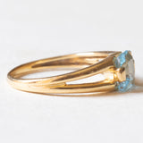 Vintage-Ring aus 18-karätigem Gelbgold mit blauem Topas im Prinzessschliff, 70er Jahre