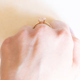 Vintage-Solitär aus 14-karätigem Gelbgold mit rosa Morganit (ca. 1.60 ct), 70er Jahre