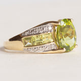 Vintage-Ring aus 14-karätigem Gelbgold und Weißgold mit Peridot (ca. 3.20 ctw) und Diamant, 70er/80er Jahre
