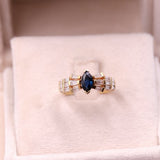 Anello vintage in oro giallo 18k con zaffiro (0,61ct) e diamanti (0,84ctw)