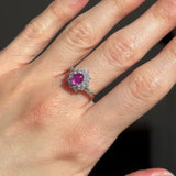 Anello a margherita vintage in platino con rubino stellato (1.35ct) e diamanti (0.66ctw ca.), anni ‘90