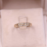 Anello vintage in oro giallo 9k con topazi bianchi