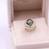 Anello vintage in oro giallo 8k con spinello verde