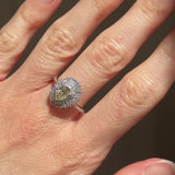 Anello ballerina vintage in platino con diamante fancy yellow (0.79ct) e diamanti (0.53ctw), anni ‘90