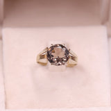 Anello vintage da cocktail in oro giallo 8k con quarzo fumé