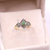Anello vintage in oro giallo 18k e argento con smeraldo e diamanti