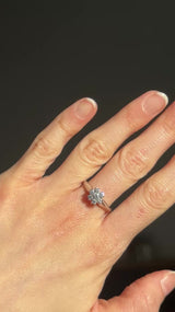 Anello a margherita vintage in oro bianco 14K con diamanti di taglio brillante (0.45ctw ca.)