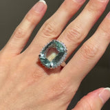 Anello a margherita vintage in platino con acquamarina (17.93ct) e diamanti (1ctw), anni ‘70/‘80