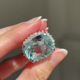 Anello a margherita vintage in platino con acquamarina (17.93ct) e diamanti (1ctw), anni ‘70/‘80