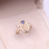 Anello vintage in oro giallo 18k con pasta di vetro blu