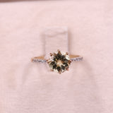 Anello vintage in oro 9k con apatite gialla (1,5ct) e zaffiri bianchi