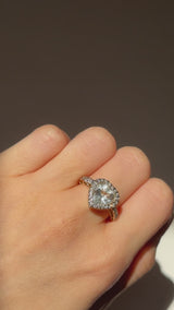 Vintage-Ring aus 14-karätigem Gelbgold mit Aquamarin im Herzschliff (ca. 2.20 ct) und Diamanten im Brillantschliff (ca. 0.22 ctw), 80er/90er Jahre
