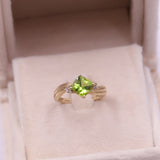 Anello vintage in oro giallo 9k con peridoto e diamanti