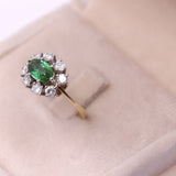 Bague vintage en or jaune 14 carats avec tourmaline verte (environ 1 ct) et diamants taille brillant (environ 0.80 ct), années 70