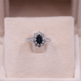 Bague vintage saphir (18 ct) et diamants (1 ct) en or blanc 0,50 carats, années 60