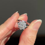 Anello a margherita in platino con diamanti (1ctw), anni ‘90