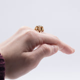 Vintage Ring aus 18 Karat Gold mit zentralem Diamanten im alten Schliff (0.45 ct), 40er Jahre