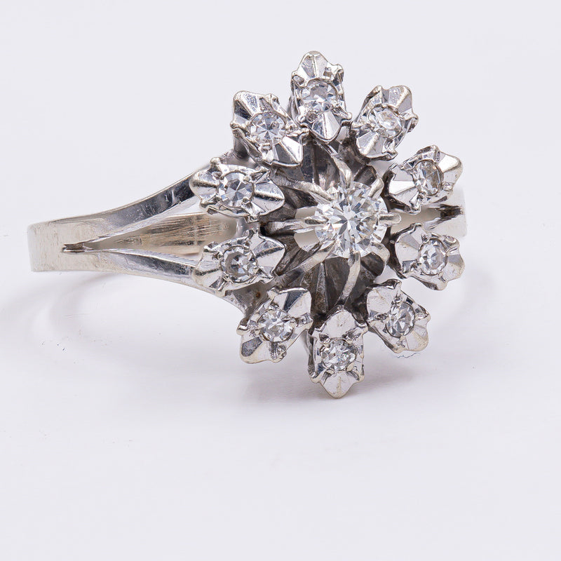 Vintage 18k white gold ring with diamonds (0.35ct), 1960s