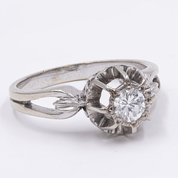 Bague solitaire vintage en or blanc 18 carats avec diamant central de 0,30 ct, 1940