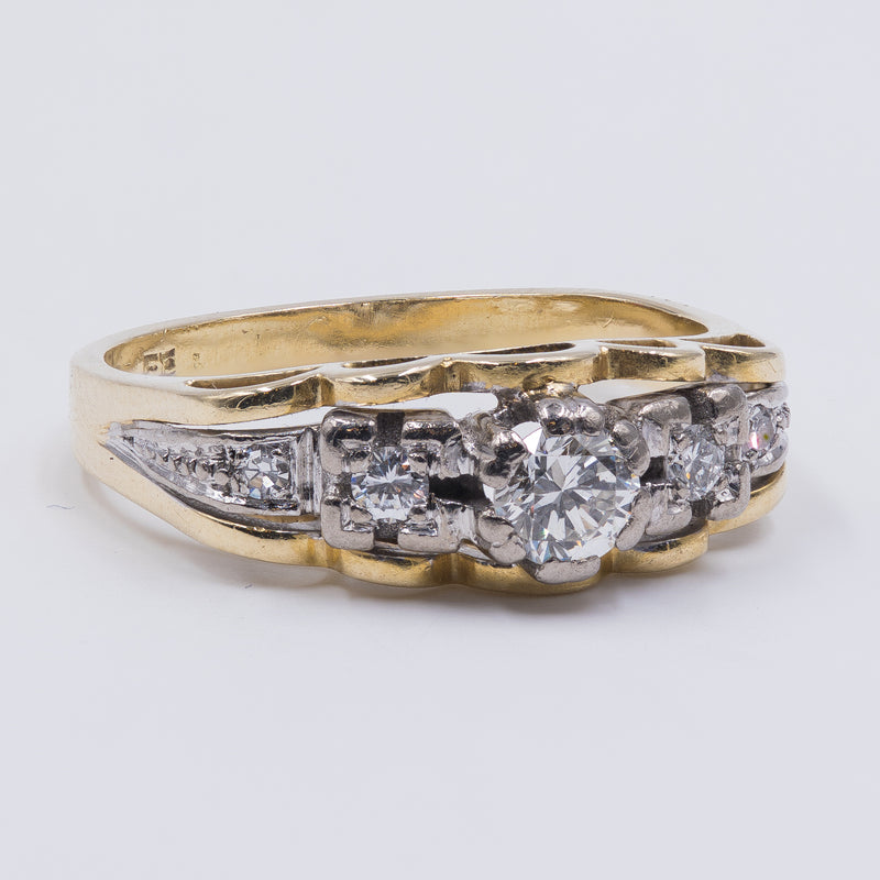 Vintage two-tone 14k gold ring with brilliant cut diamonds (0.40ct), 1960s