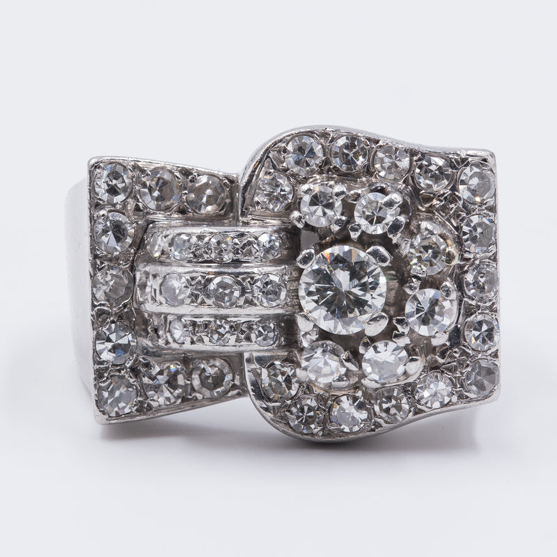 Anello Art Decò in platino con diamanti , anni '30