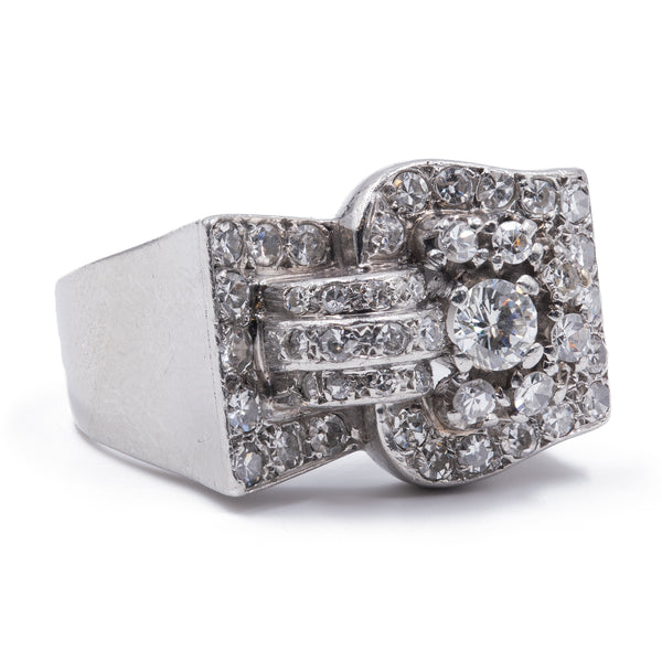 Art Decò ring in platinum with diamonds, 1930s