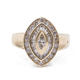 Bague en or 14 carats avec baguette marquise (navette) et diamants taille brillant, 50s