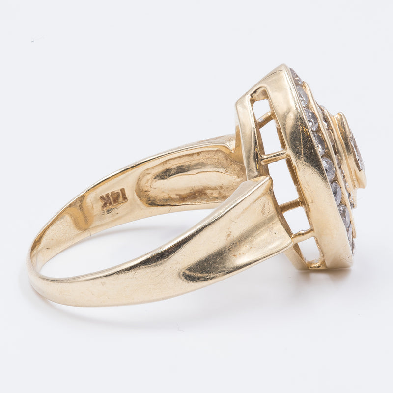Anello in oro 14 k con diamanti taglio marquise ( navette ) baguette e brillante, anni 50