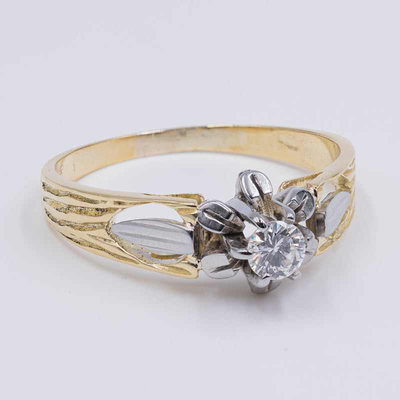 Vintage solitaire ring in 18k gold with central 0.25ct diamond, 1970s