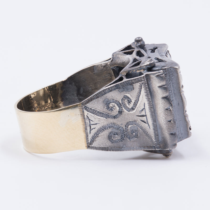 Anello antico in oro e argento con diamanti taglio rosetta, primi del '900