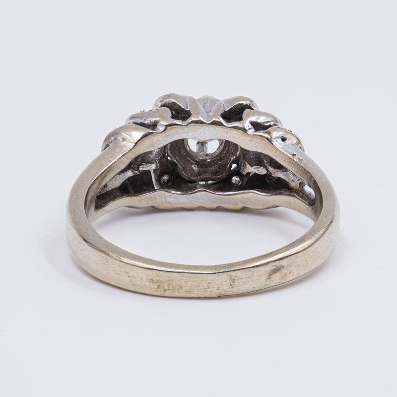 Antique 18k white gold ring with diamonds (central 0.10ct), 1940s