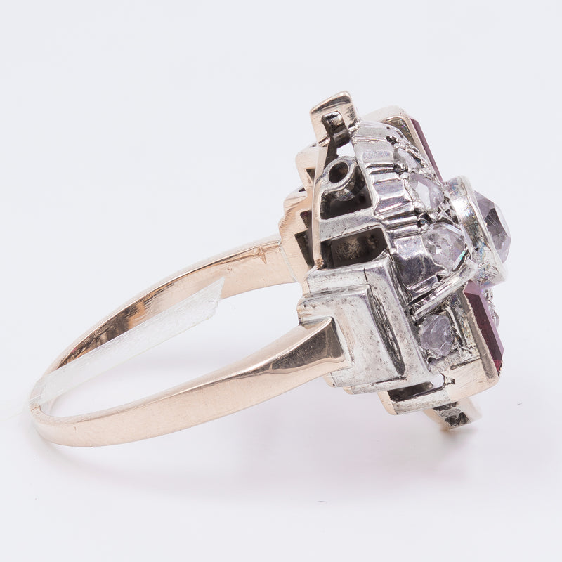 Anello Art Déco in oro 12K e argento con diamanti e rubini, anni ‘30