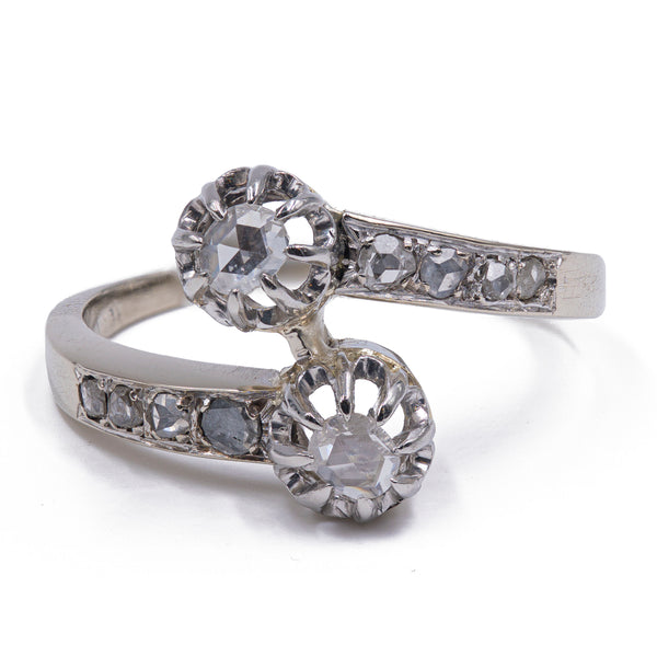 Antique contrarier ring in 18k white gold with rosette cut diamonds, 1930s