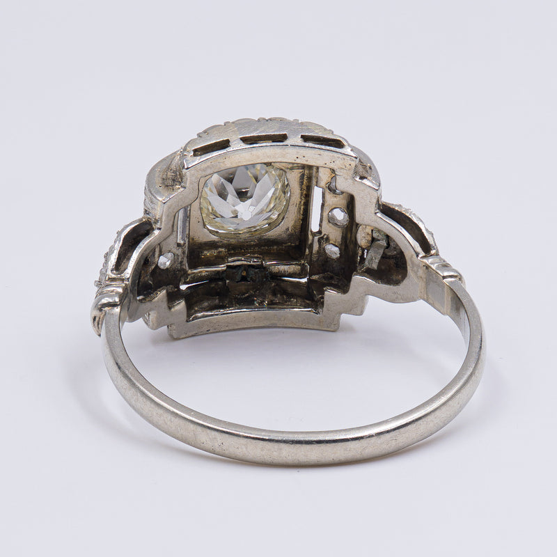 Anello Art Decò antico in platino con diamante di 0.70ct , anni '30