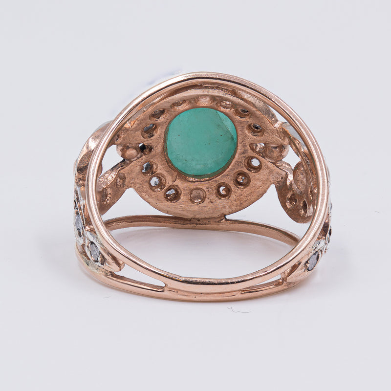 9k rose gold ring with emerald and diamond rosettes, 1980s