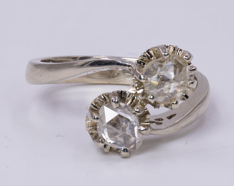 Contrarier ring in 18k gold with rose-cut coronè diamonds (0.8 ct), 1940s