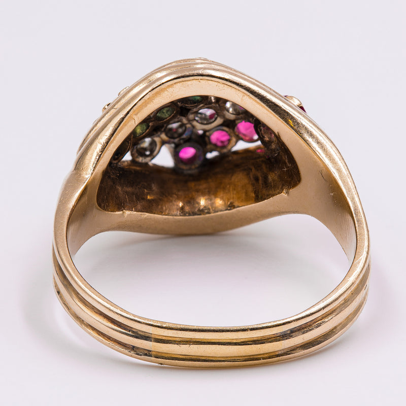 Anello vintage in oro giallo 18k con diamanti, rubini e smeraldi. Anni '60/'70